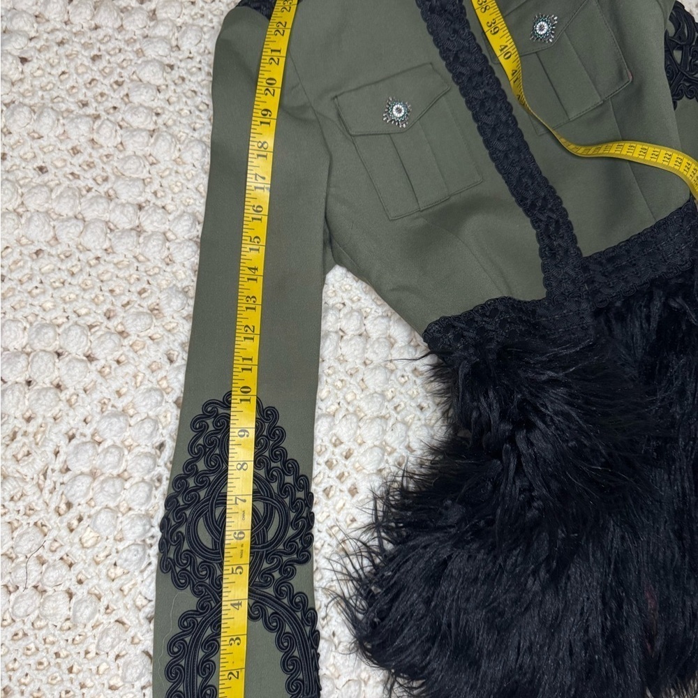 The Extreme collection RARE military Green
Black fur jacket size 38 Unique. - Picture 11 of 17
